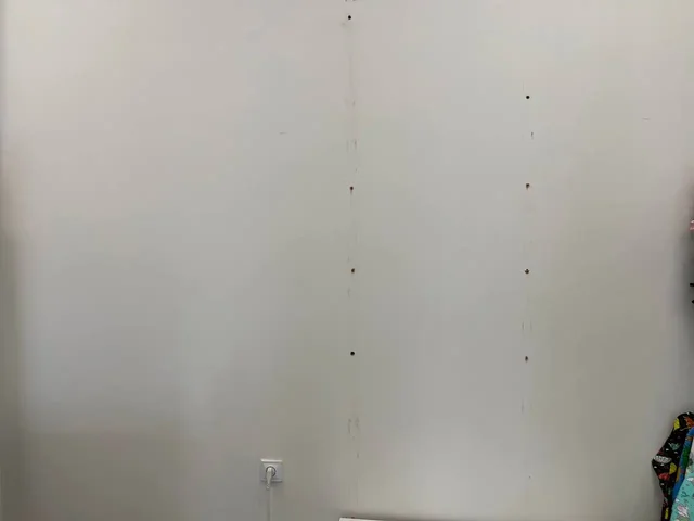 Установка эконом панели на стену - Косметология в Уфа