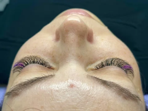 Наращивание ресниц на дому - Косметология в Уфа