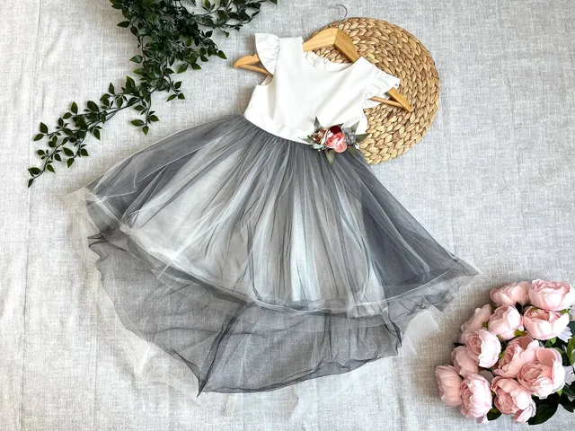 Нарядные платья на выпускной - Молочные продукты в Уфа