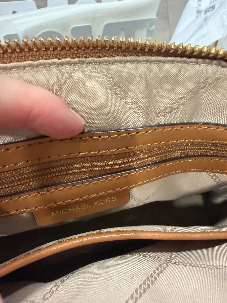 Продам сумку Michael Kors оригинал - Аксессуары (Одежда) в Уфа