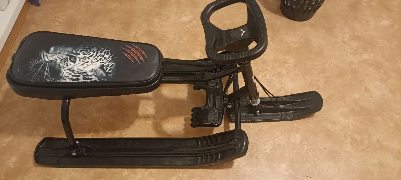 Снегокат в отличном состоянии