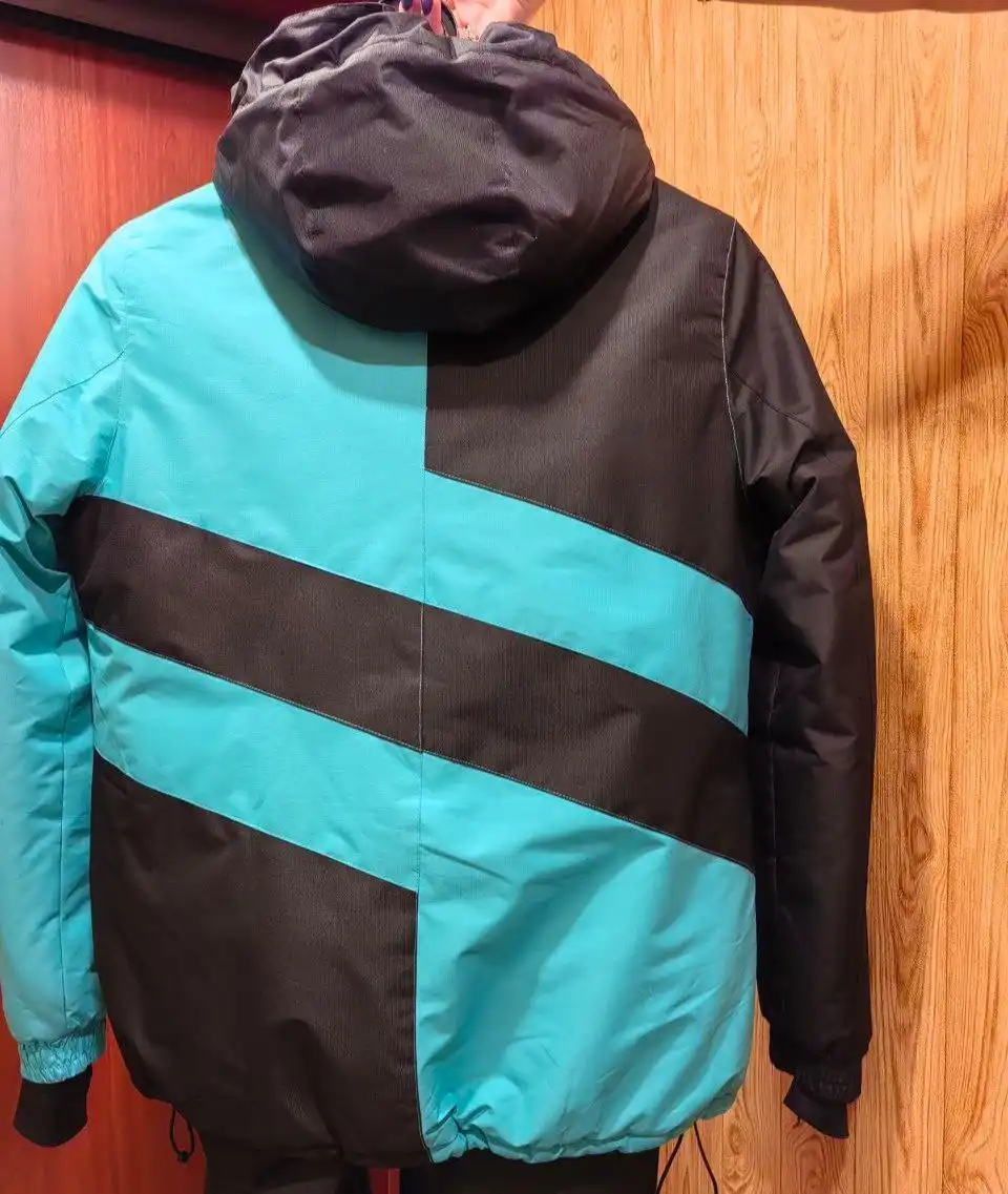 Горнолыжная куртка женская