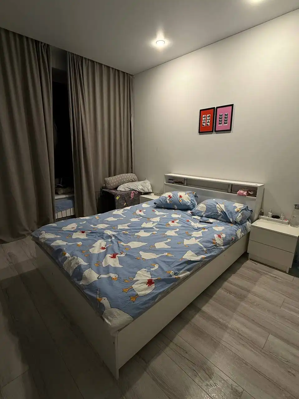 Продажа кровати 140/200 с матрасом и тумбами