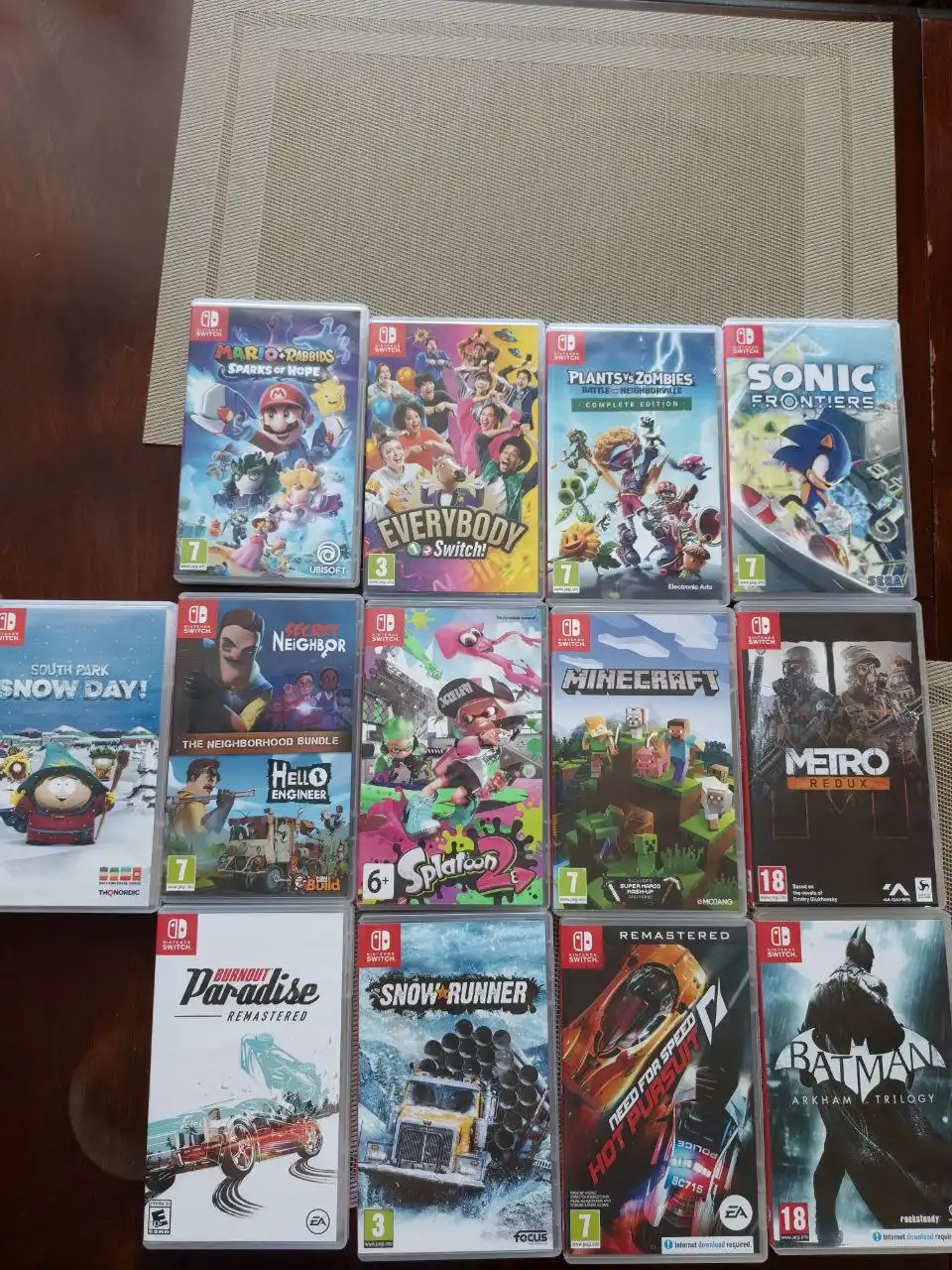 Продам Nintendo Switch OLED 64гб с аксессуарами