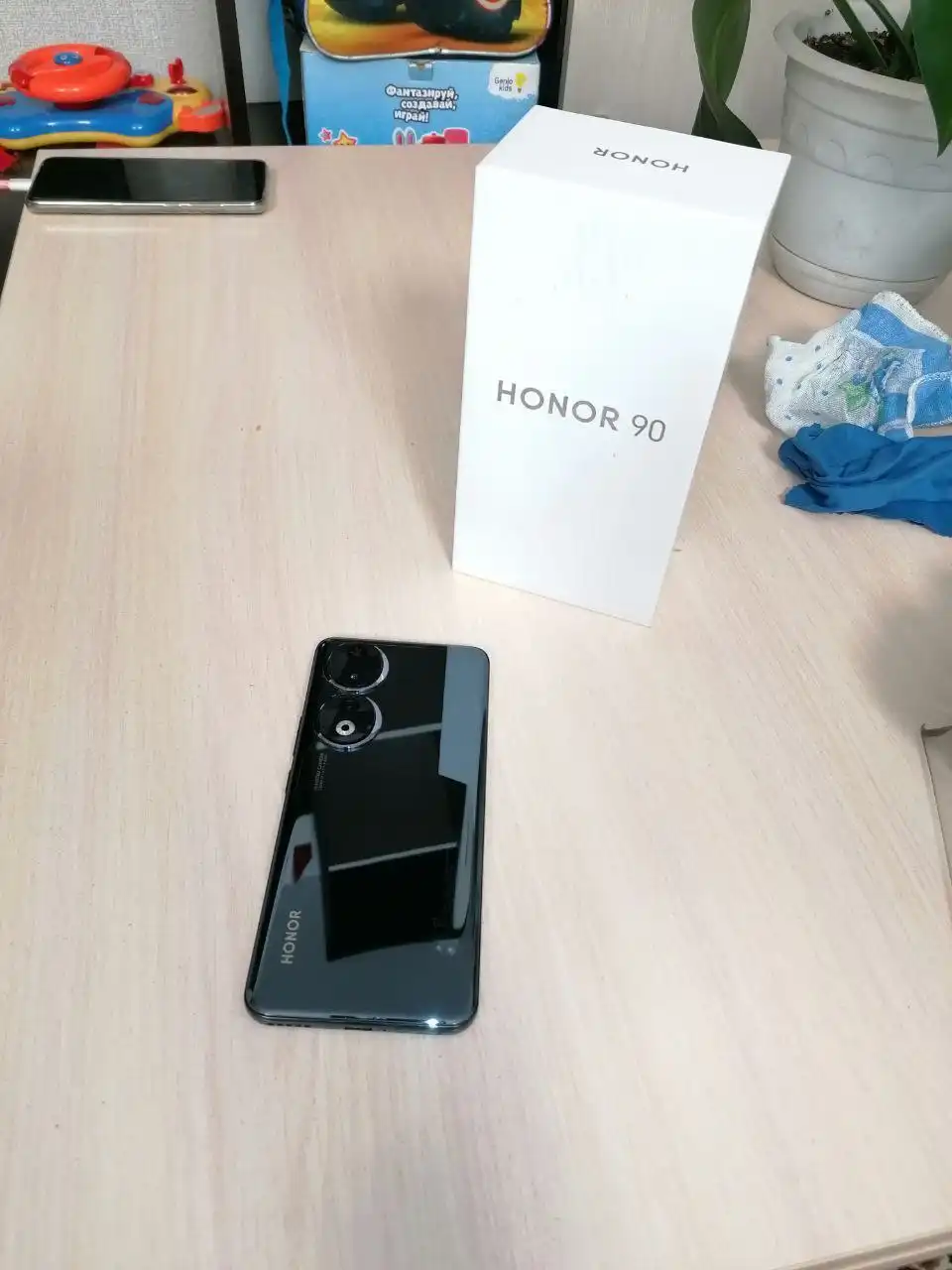 Honor 90 8/256 - Смартфоны и телефоны (Электроника) в Кемерово