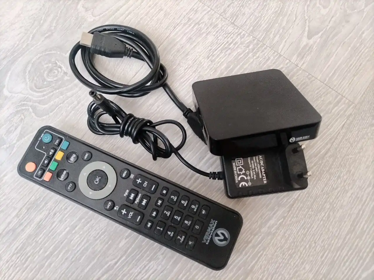 Приставка большое ТВ Гудлайн - Электроника в Кемерово