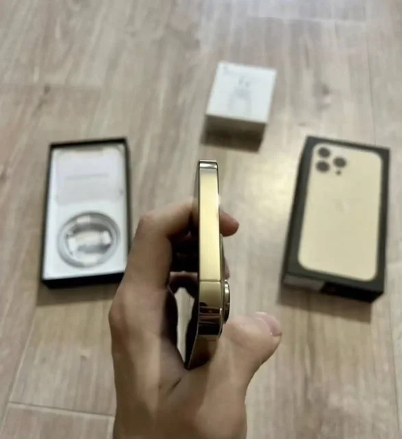 Продам IPhone 13 Pro 128 гб - Игровые консоли в Кемерово