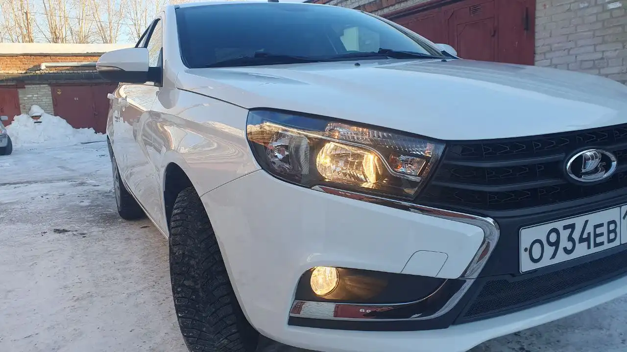 Lada Vesta 2021 года, 1.6 л, МКПП, 42 500 км - Легковые автомобили (Авто) в Кемерово