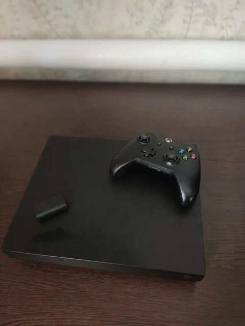 Xbox One X 1TB с геймпадом и рулем - Игровые консоли в Кемерово