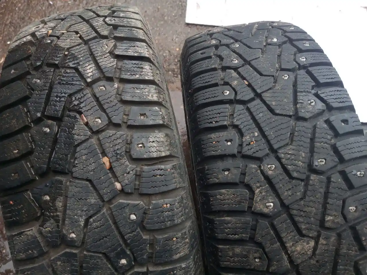 Продам зимнюю резину Pirelli ice zero