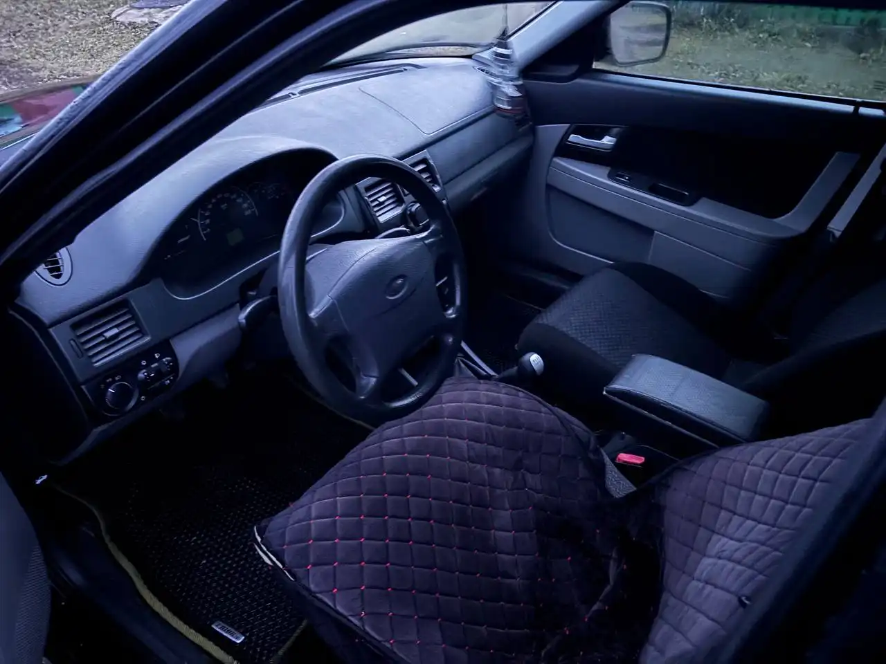 Продается Lada Priora 2011 года выпуска