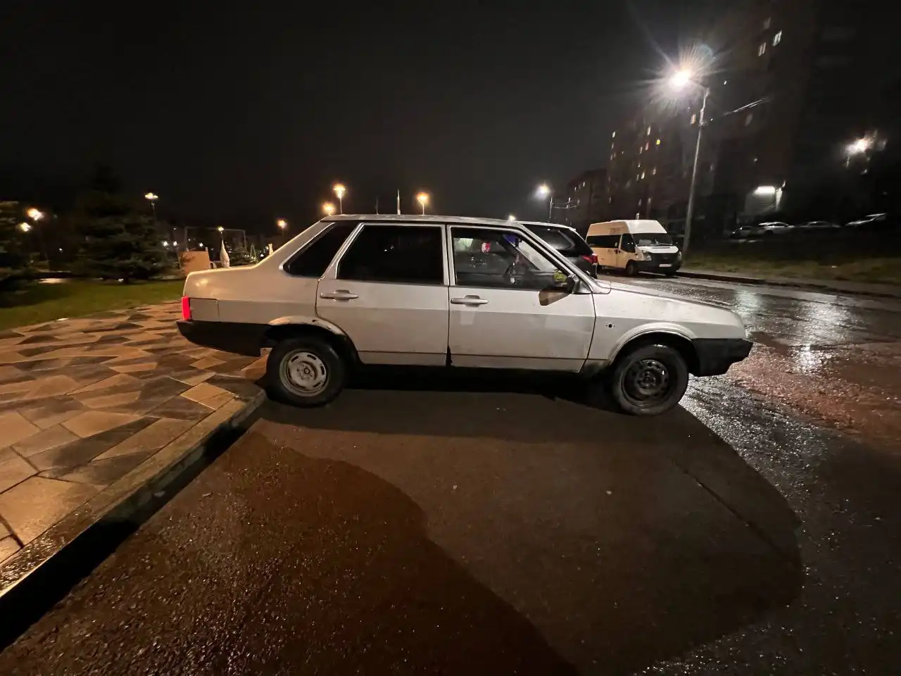 ВАЗ 21099 2003 года с инжектором