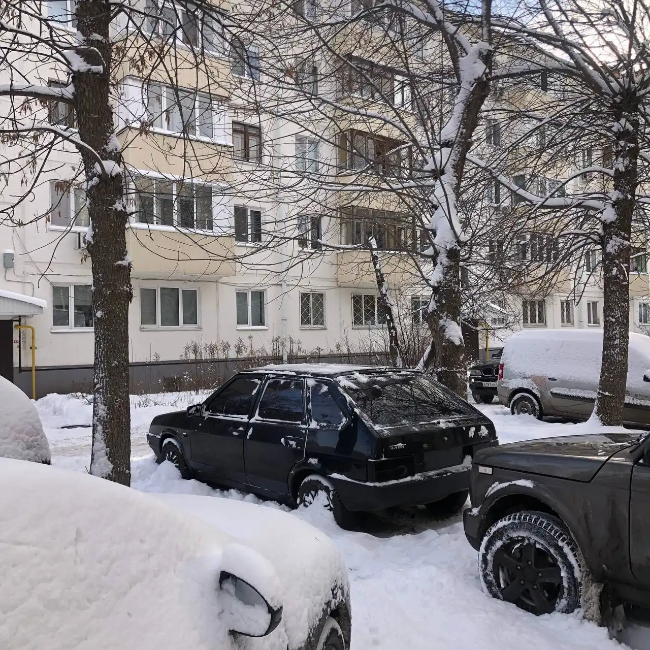 Продажа автомобиля ВАЗ 2109 2003 года