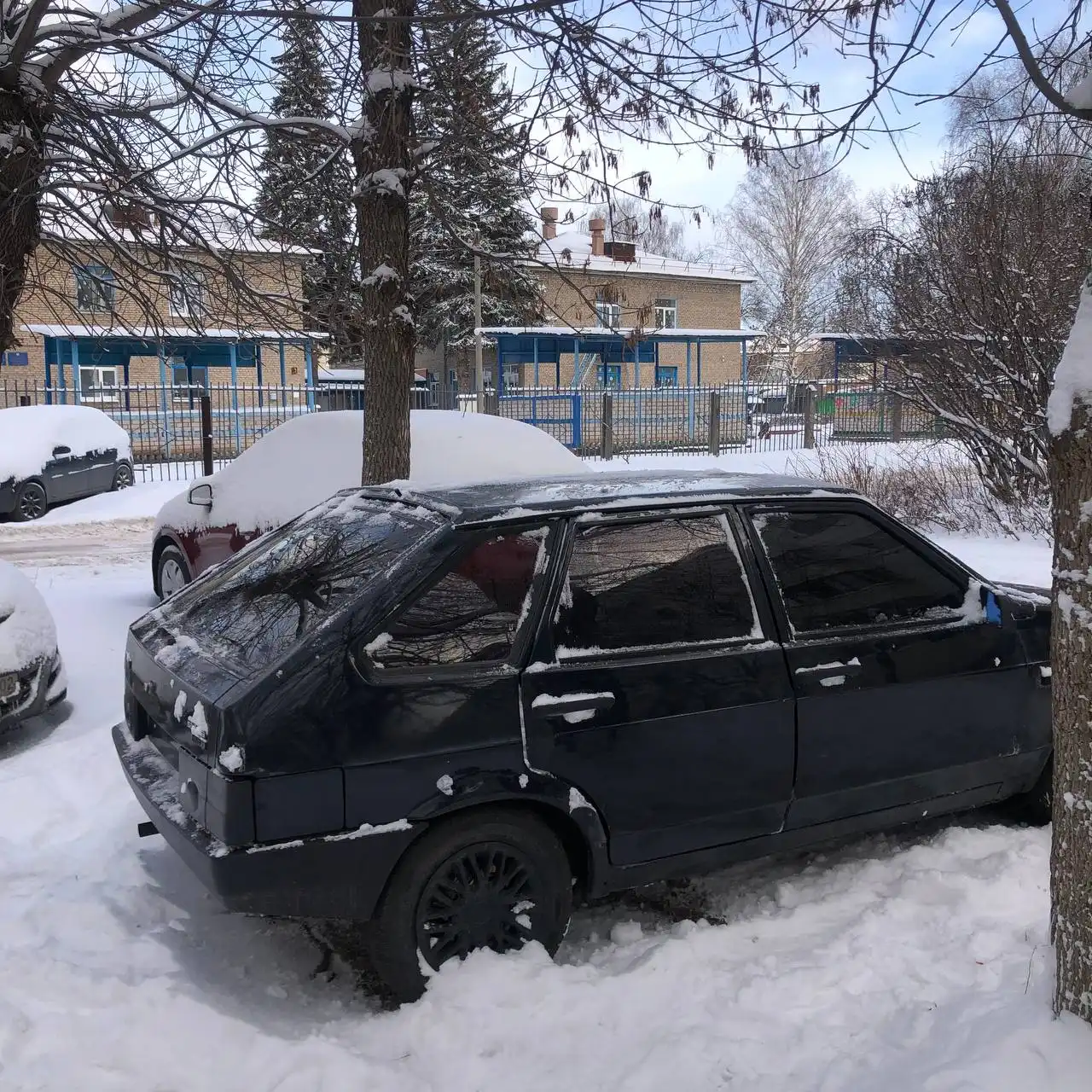 Продажа автомобиля ВАЗ 2109 2003 года