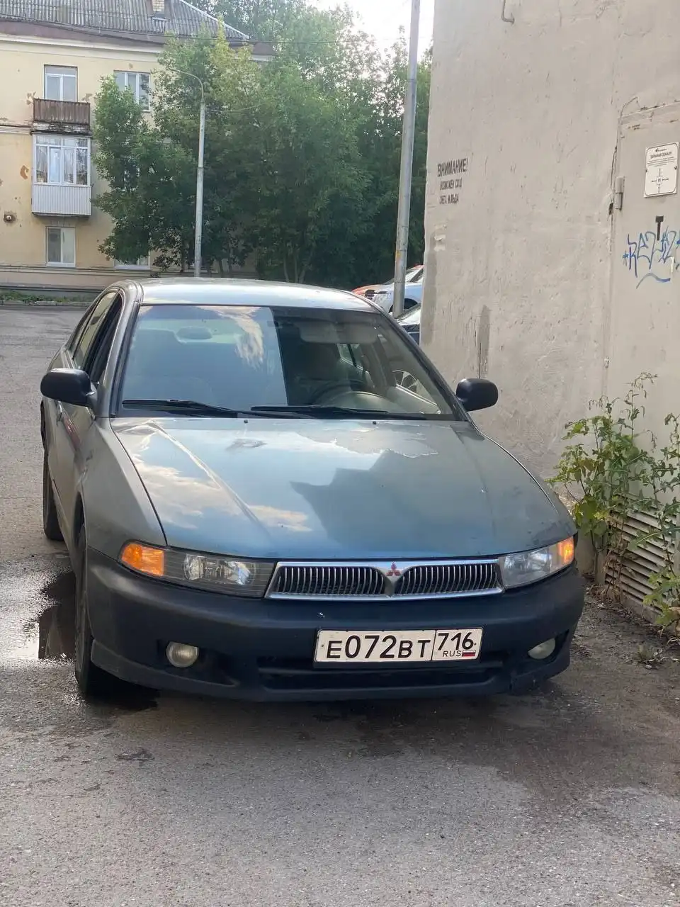 Mitsubishi Galant 8 USA 2.4 литра 4G64 срочная продажа