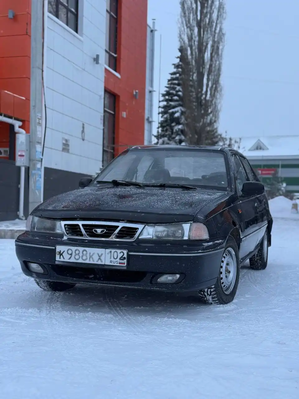 Продается Нексия с зимней и летней резиной