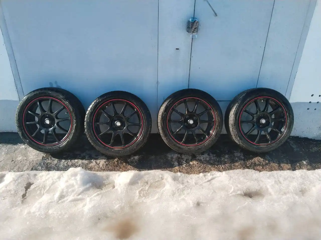 Продам колеса 215/45/16 с дисками