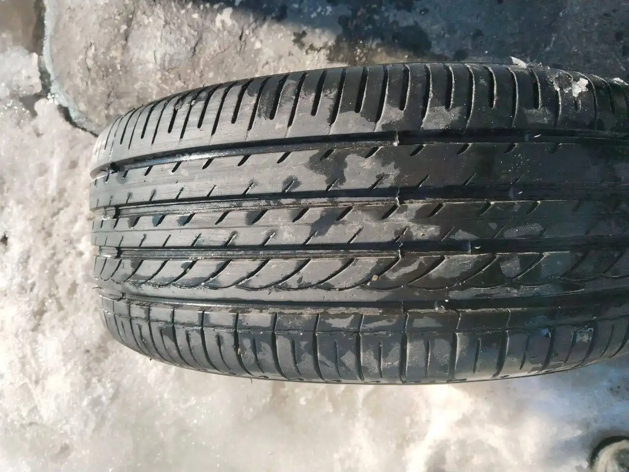 Продам колеса 215/45/16 с дисками