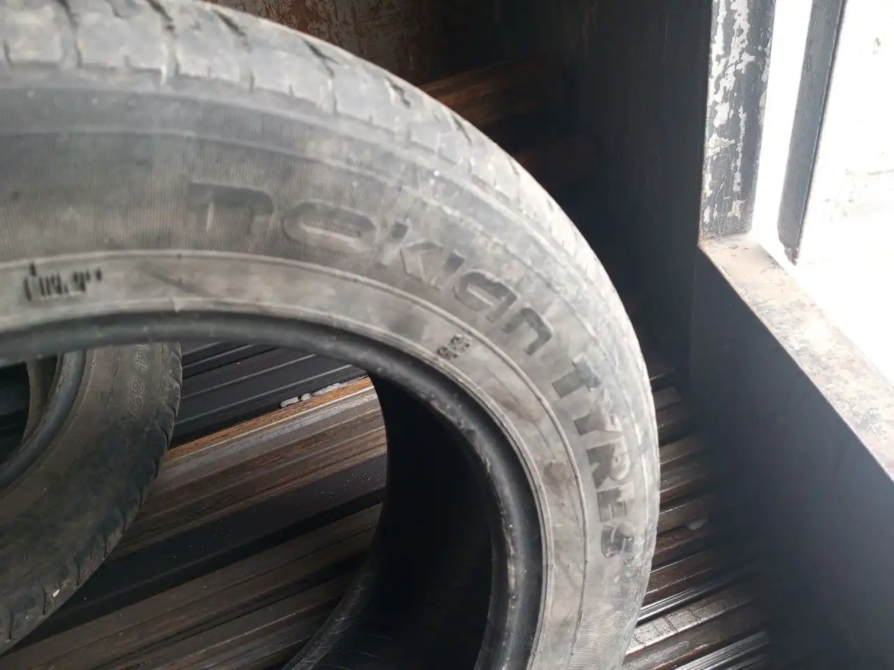 Продажа двух резин Nokian 205/60 R16 2020 года - Шины и диски (Авто) в Уфа