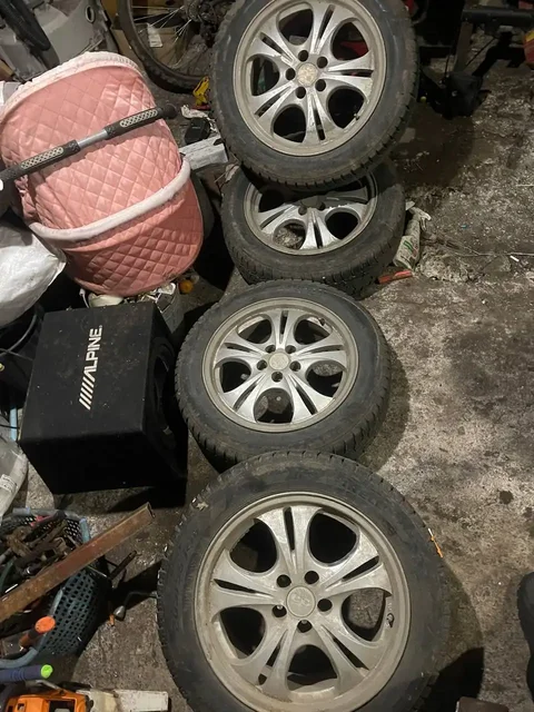 Продажа зимних шин 16R - Шины и диски в Уфа