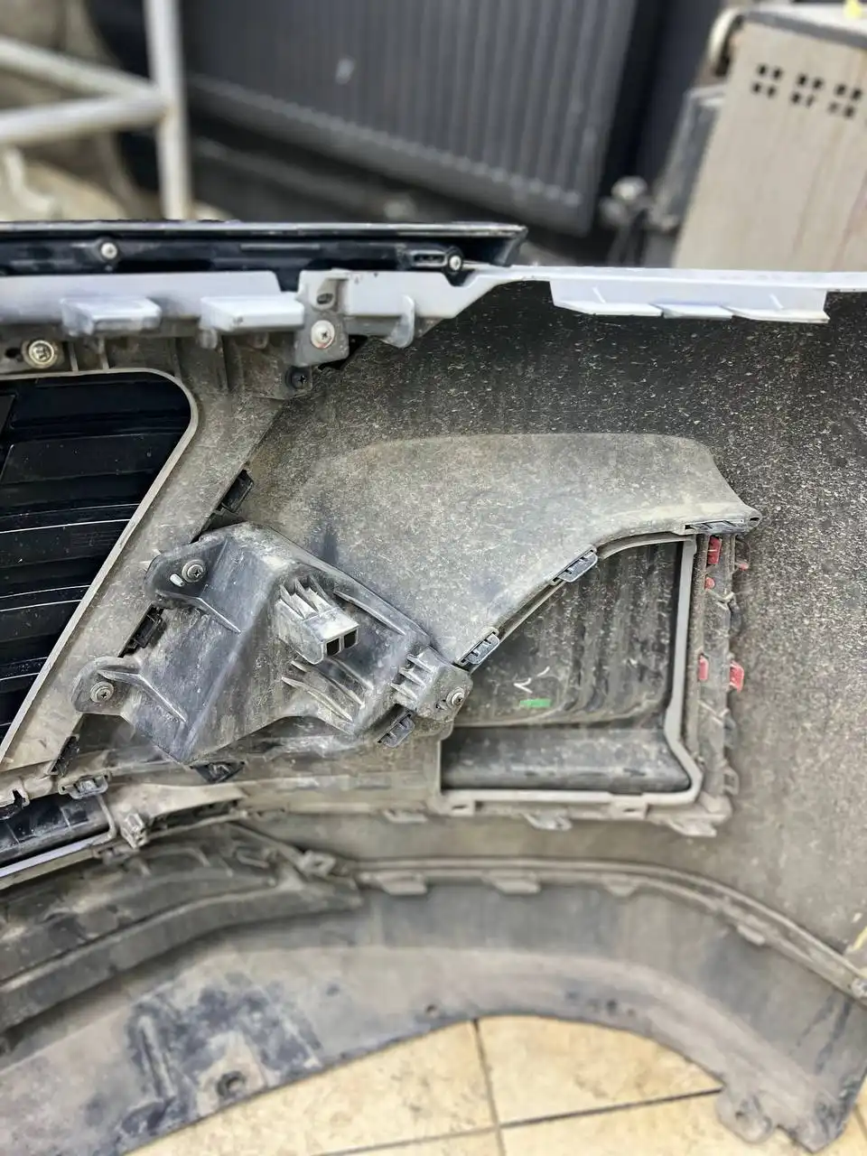 Бампер на Changan UNI-K оригинал состояние 9/10 - Кузовные запчасти (Запчасти) в Уфа