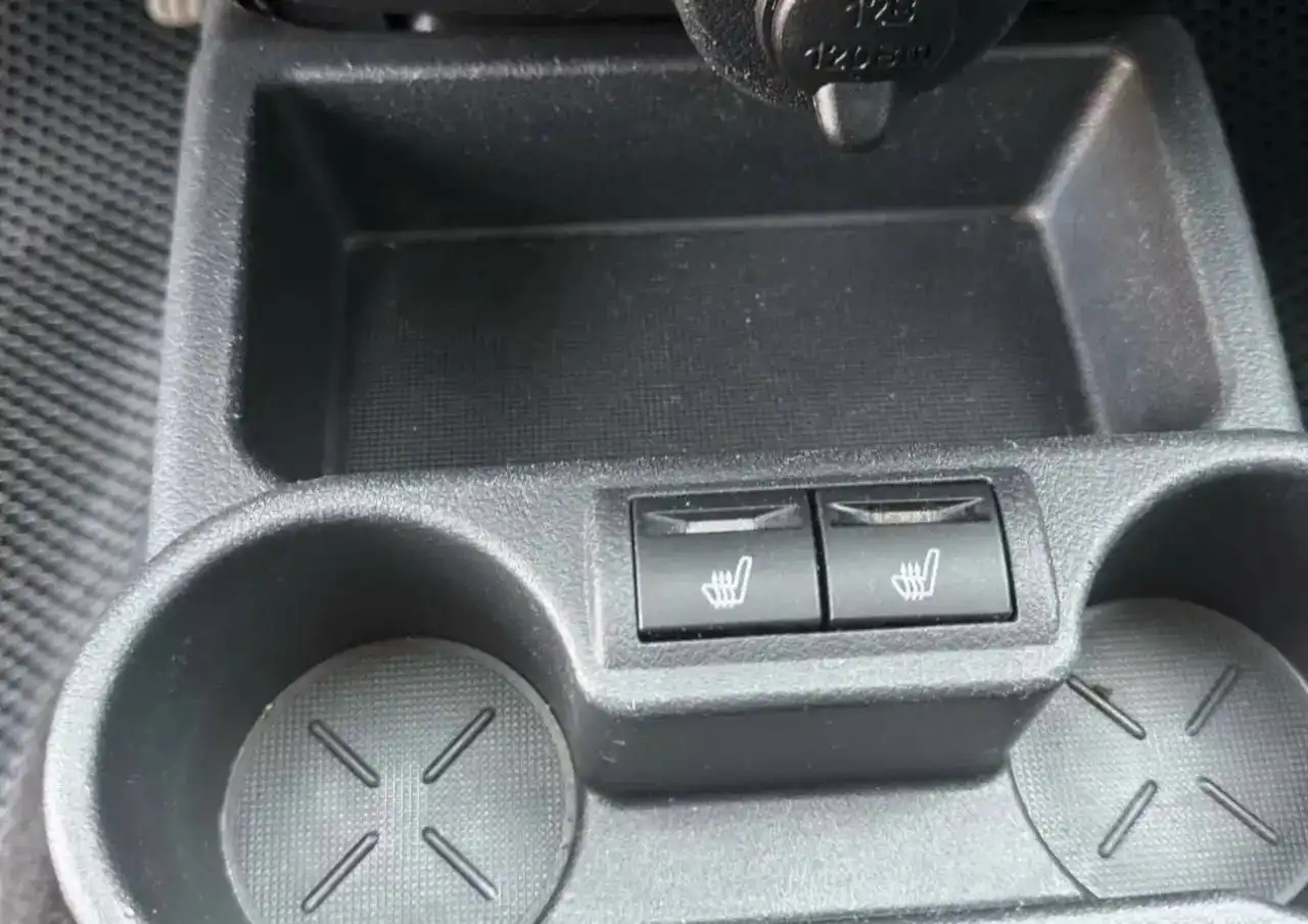 Продажа автомобиля 2023 года с пробегом 30 тыс. км - Авто в Уфа