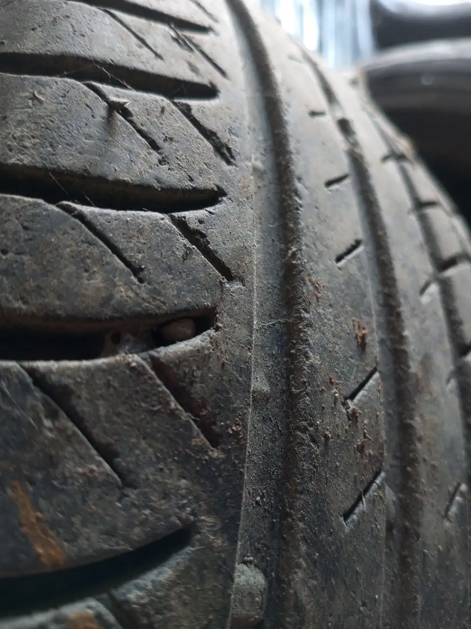 Летняя резина 215/50 R17 в Уфе - Шины и диски (Авто) в Уфа