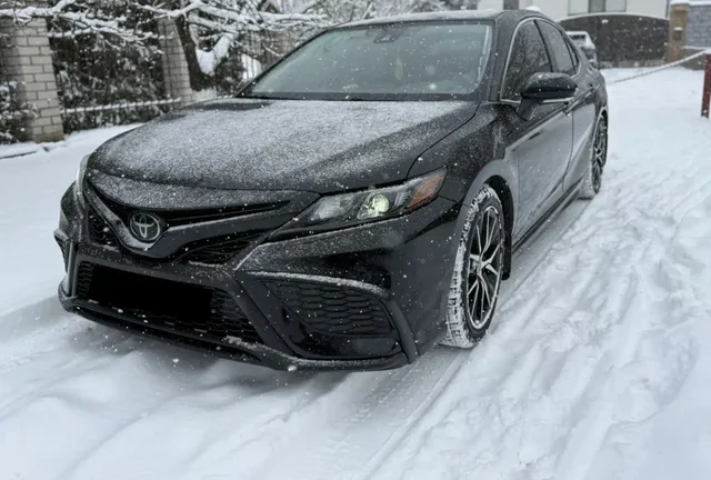 Toyota Camry 2022 в хорошем состоянии - Легковые автомобили в Уфа