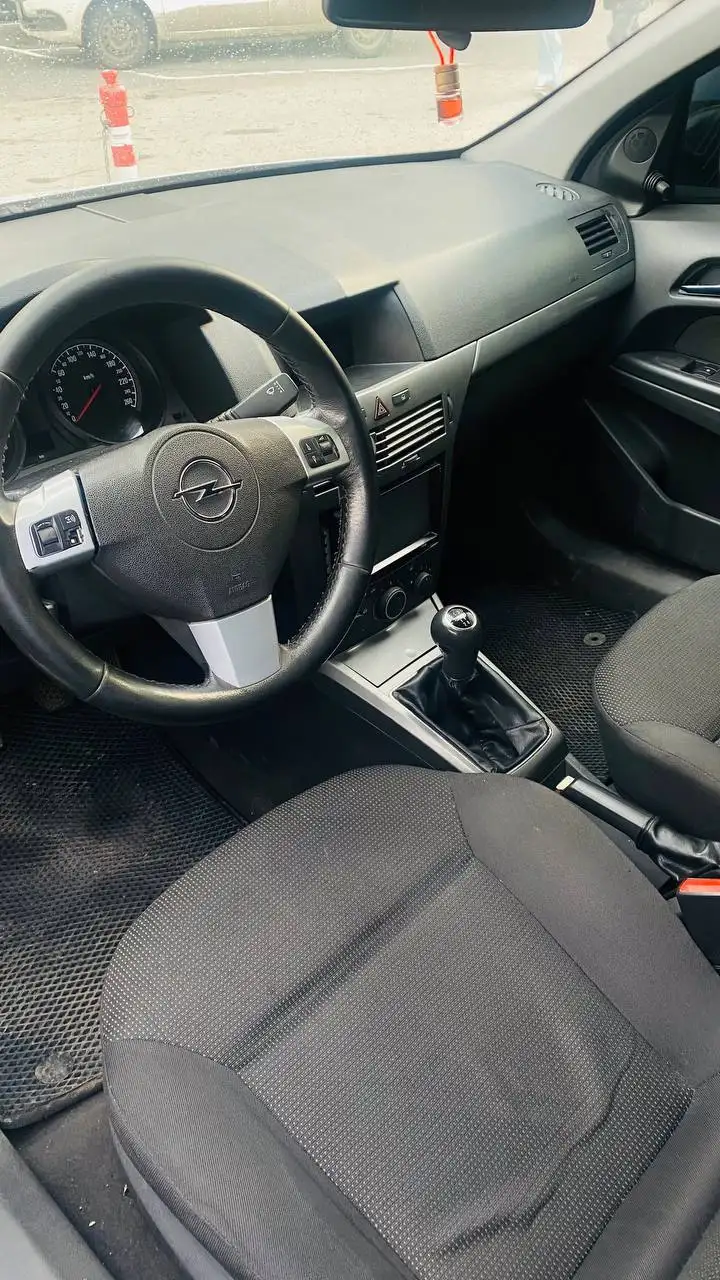 Продам Опель Астра 1.6 2007 года - Легковые автомобили (Авто) в Уфа