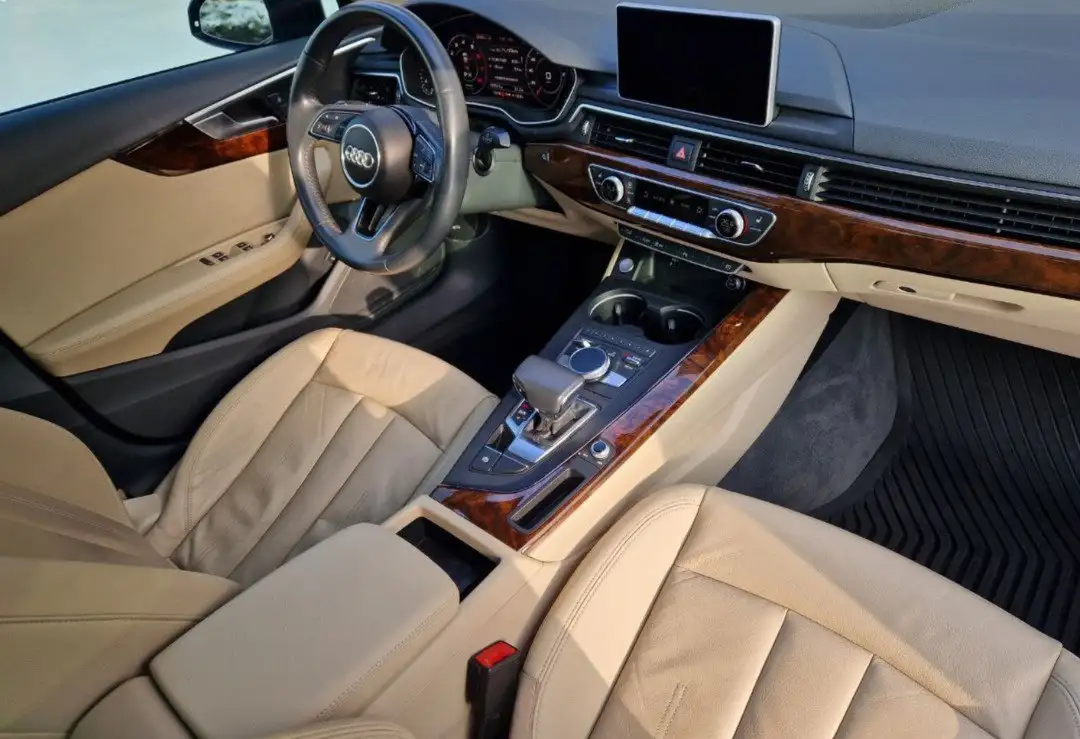 Audi A4 2019 года в отличном состоянии - Легковые автомобили (Авто) в Уфа