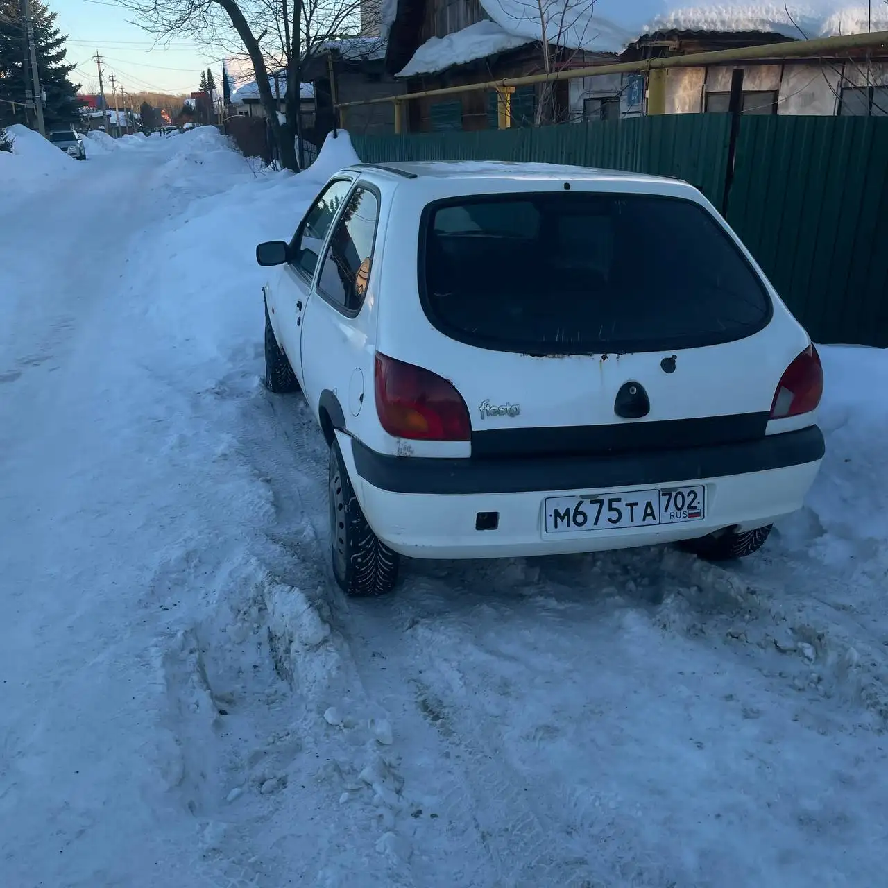 Ford Fiesta 2000 года в Уфе - Авто в Уфа