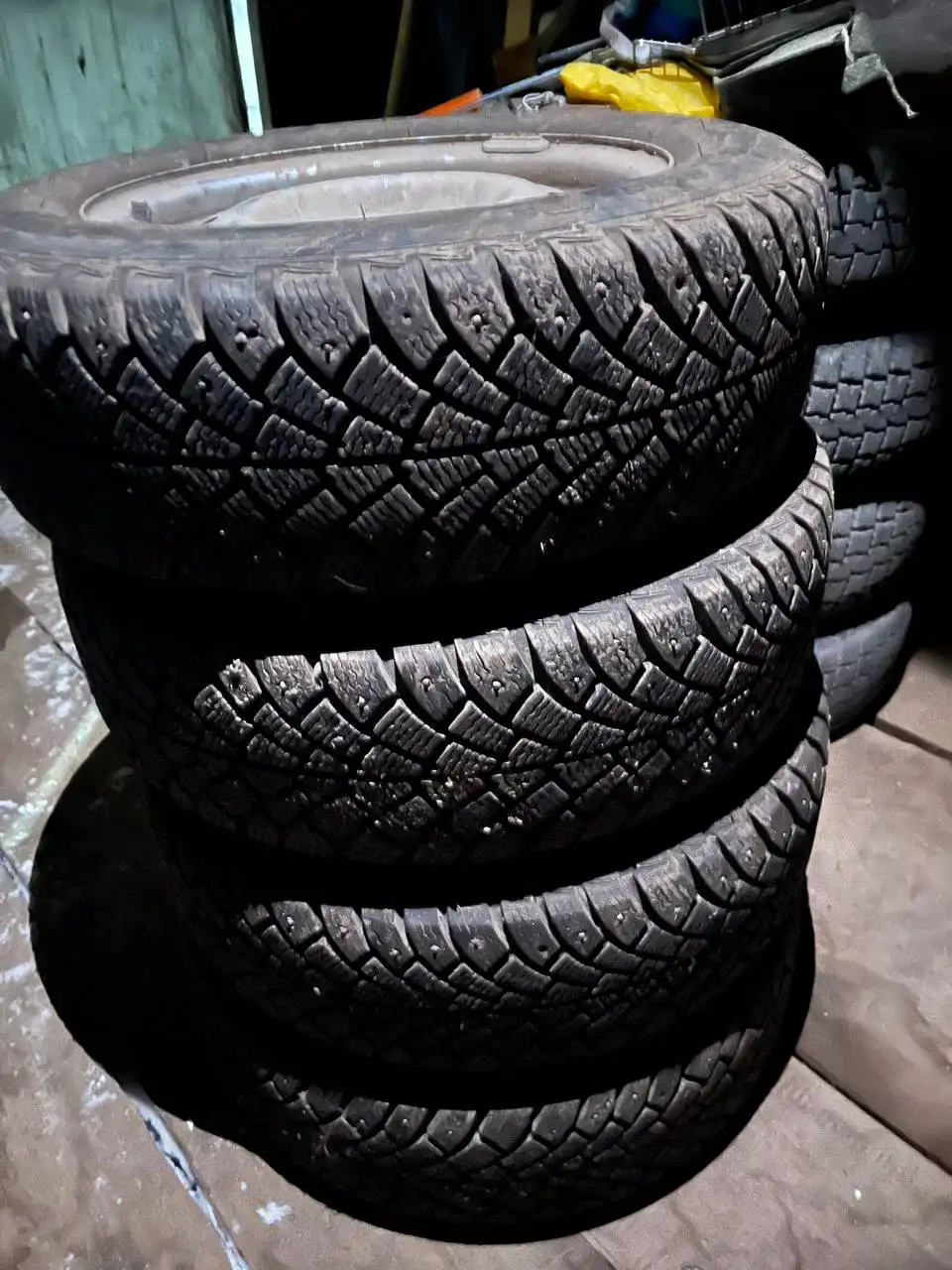 Зимний комплект резины на ВАЗ - Шины и диски (Авто) в Уфа