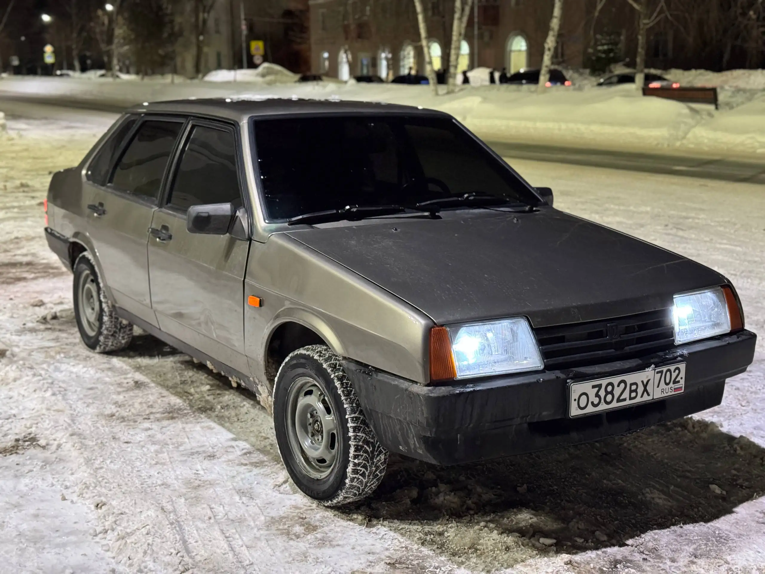 ВАЗ 21099 2002 года в хорошем состоянии - Легковые автомобили (Авто) в Неизвестно