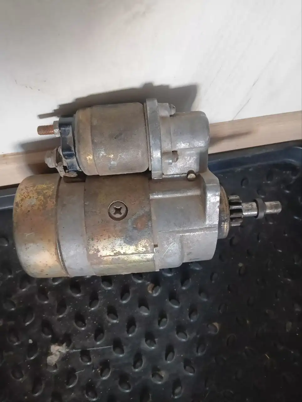 Стартер 3 болта 2000 - Запчасти в Неизвестно