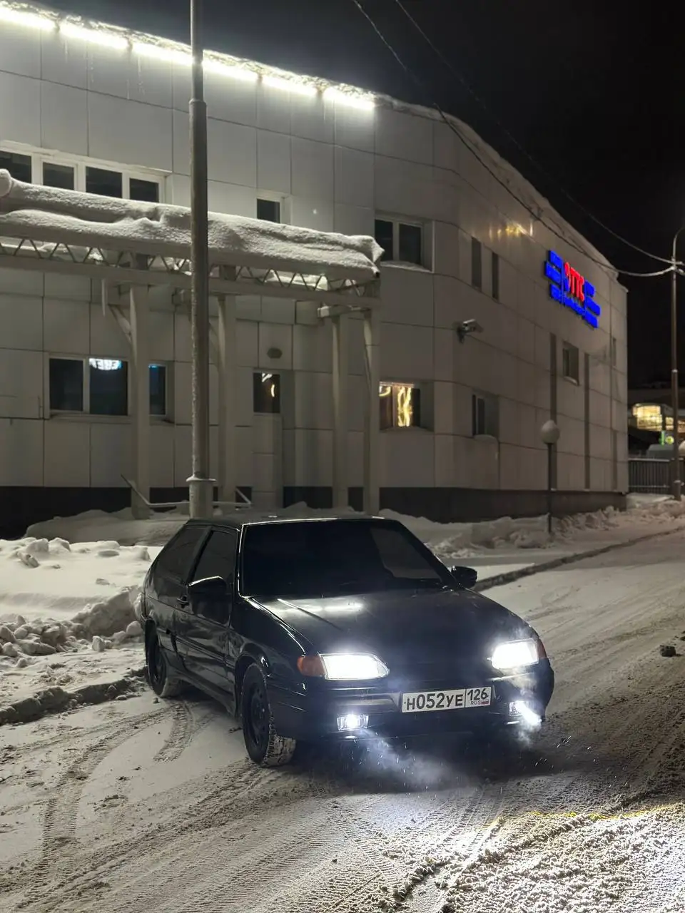 Продажа автомобиля Lada 2113 2011 года - Авто в Неизвестно