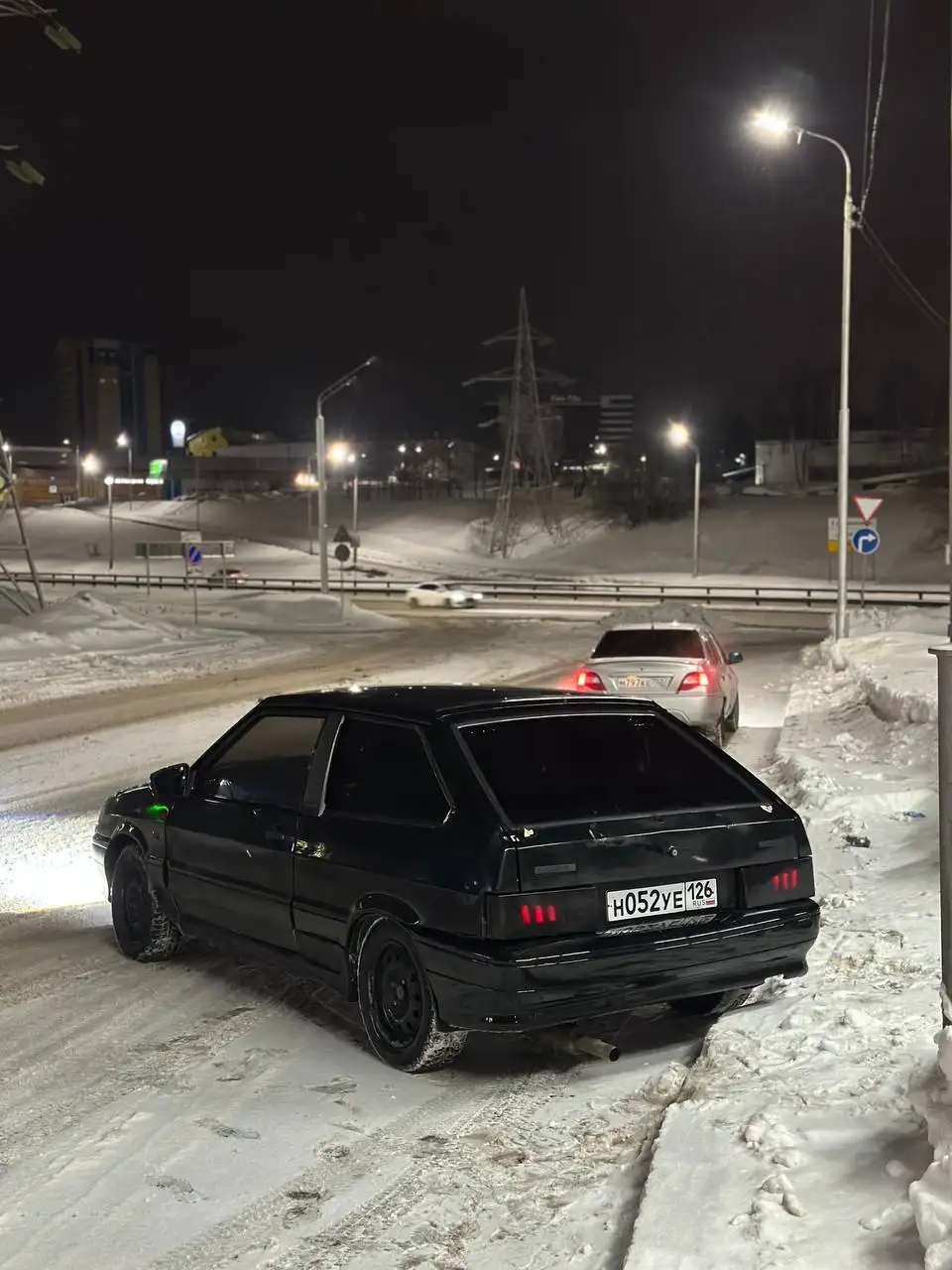 Продажа автомобиля Lada 2113 2011 года - Авто в Неизвестно