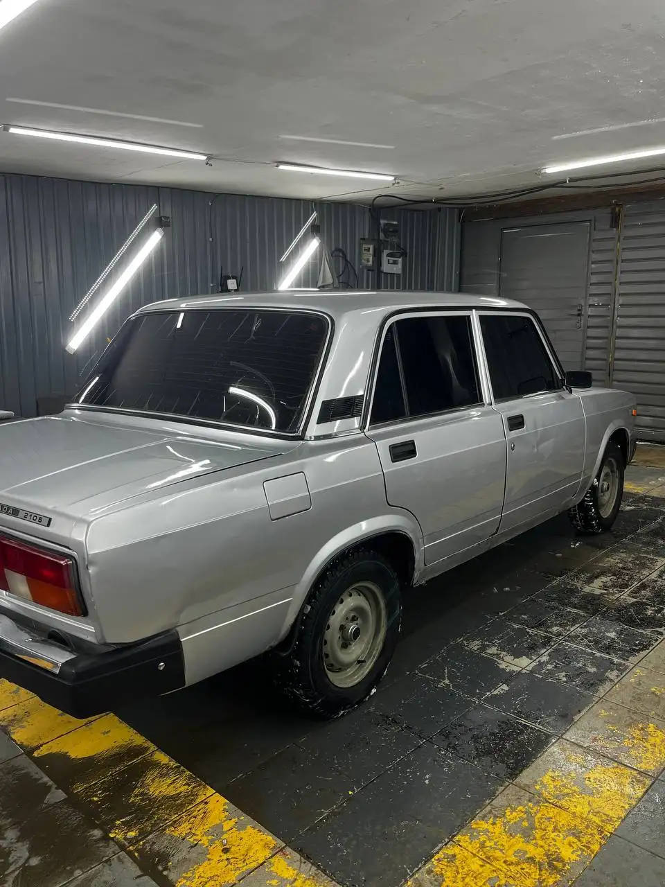 ВАЗ 2105 2010 года в отличном состоянии - Легковые автомобили (Авто) в Неизвестно