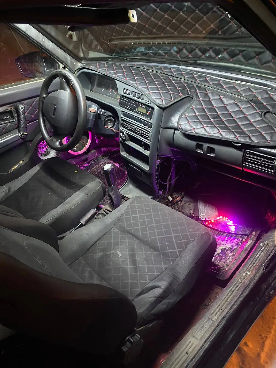 Продам ВАЗ 2113 2006 года - Легковые автомобили (Авто) в Неизвестно