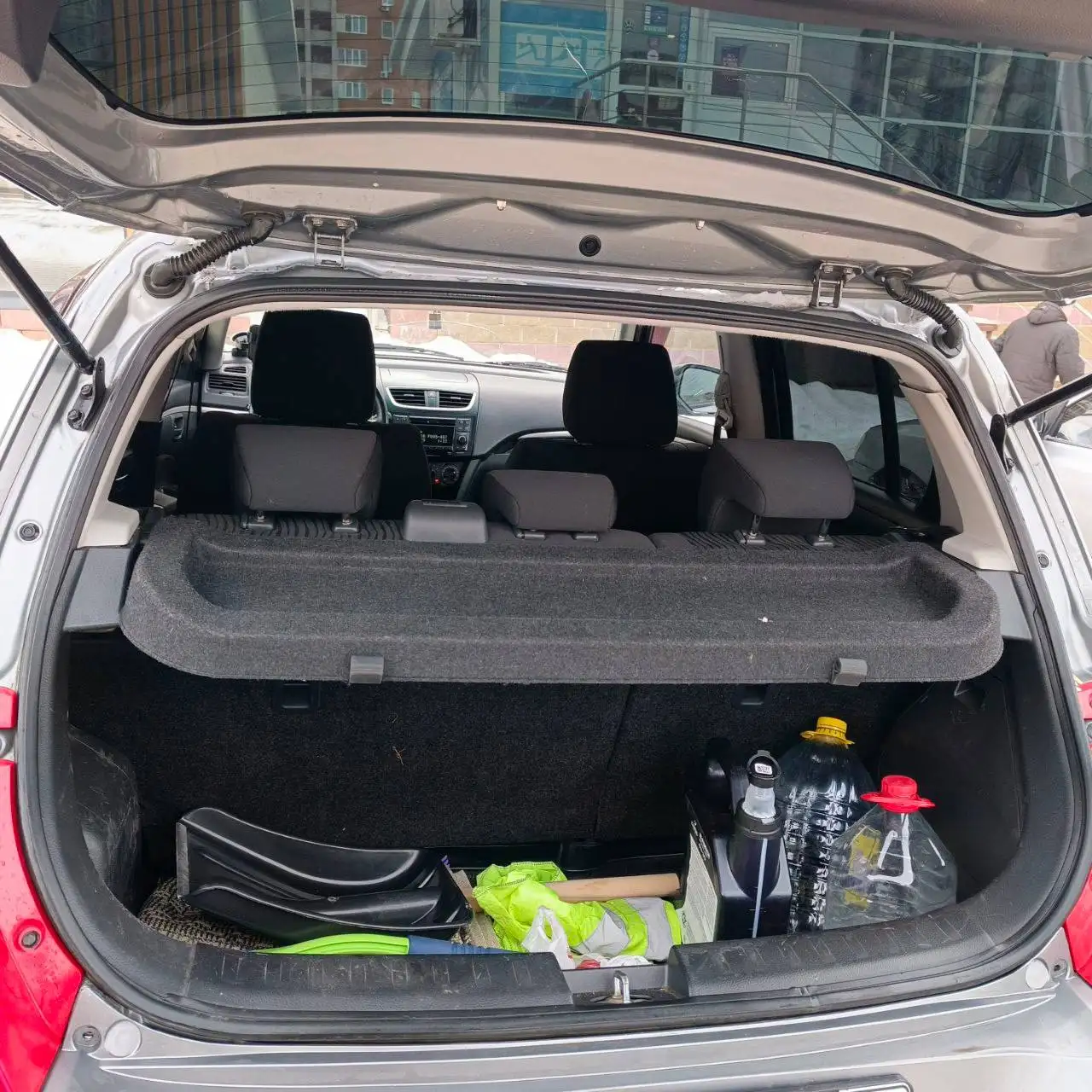 Продажа Suzuki Swift 2011 года - Легковые автомобили (Авто) в Неизвестно