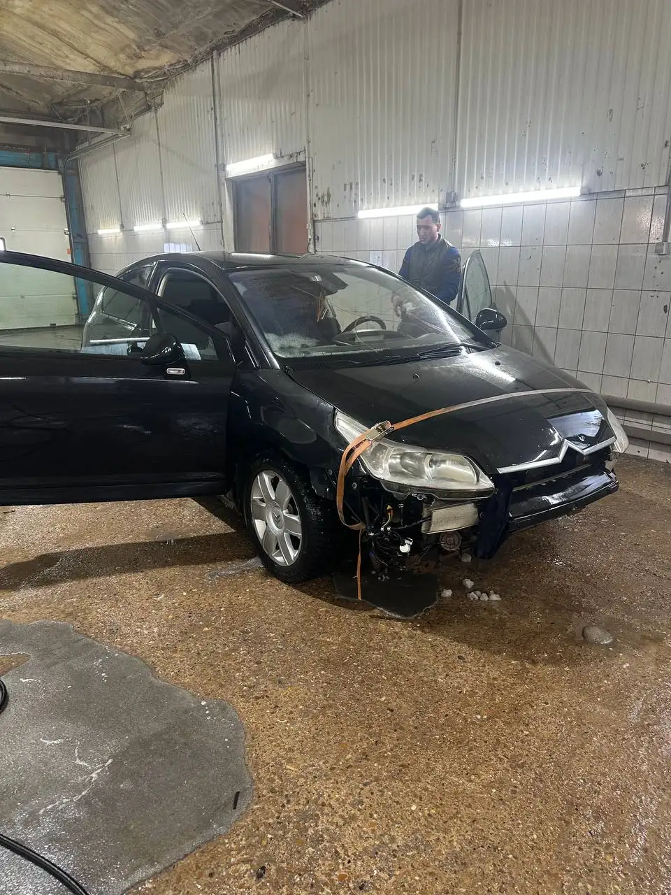 Автомобиль 2007 года выпуска, механика, полный привод - Легковые автомобили (Авто) в Неизвестно