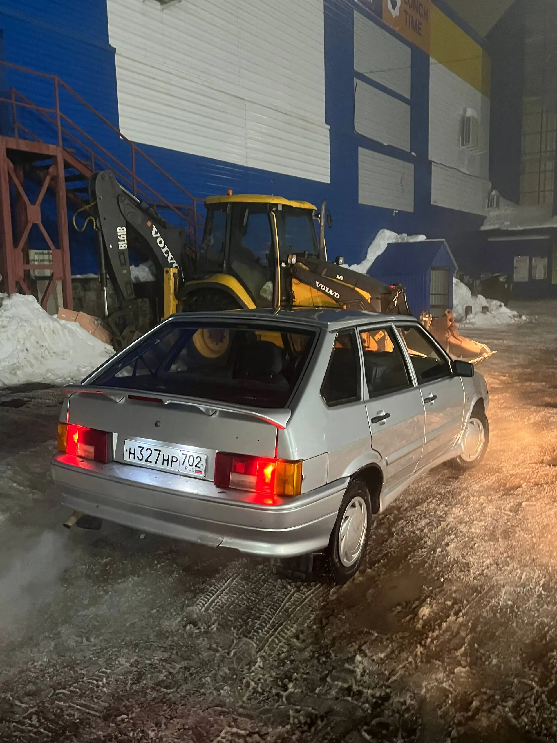 ВАЗ 2114 2010 года выпуска в отличном состоянии - Легковые автомобили (Авто) в Неизвестно