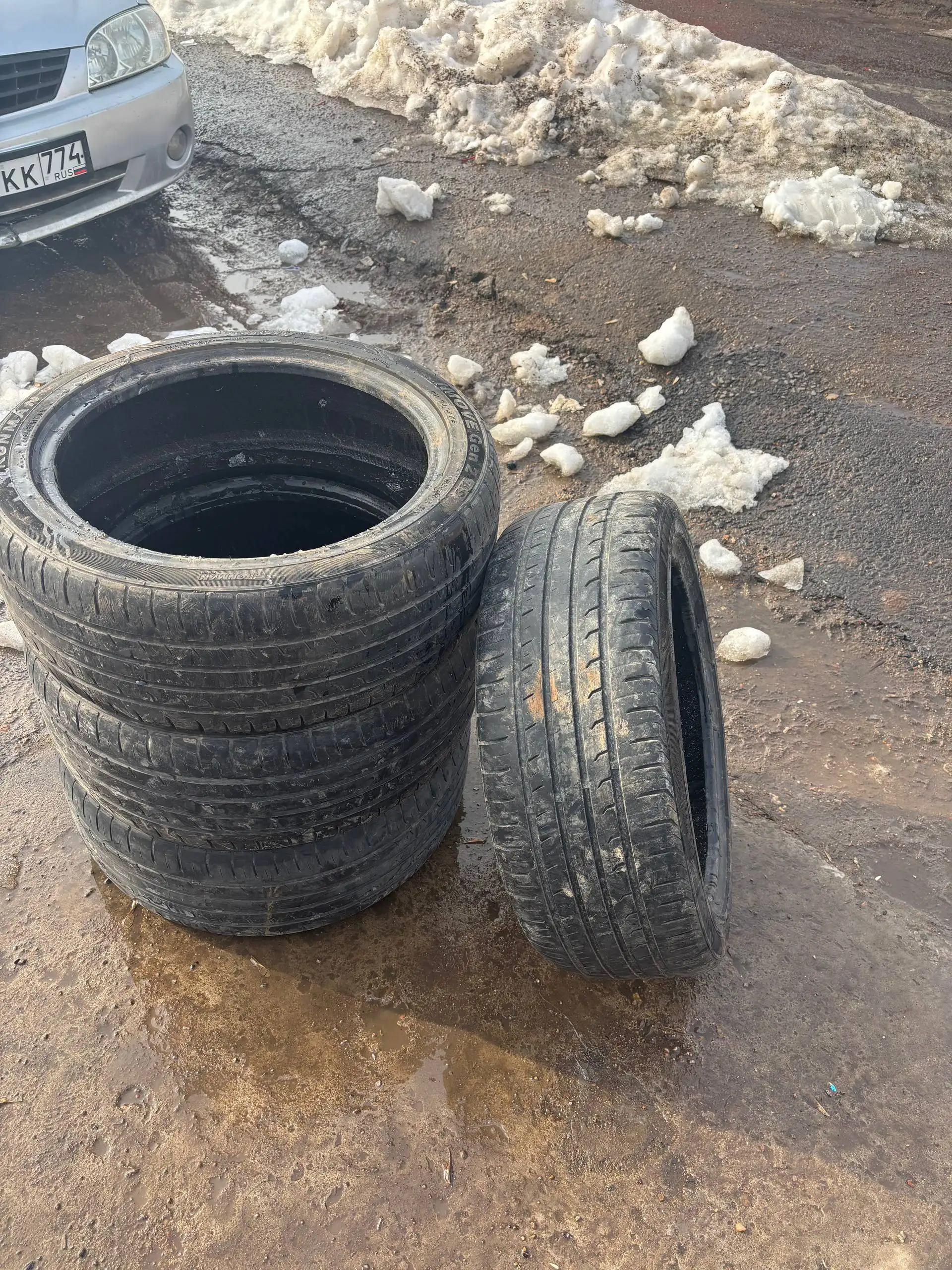 Резина 215/45 R17 - Шины и диски (Авто) в Неизвестно