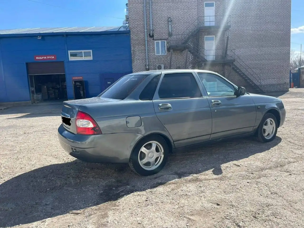 Продажа автомобиля LADA Priora 2011 года - Легковые автомобили (Авто) в Неизвестно