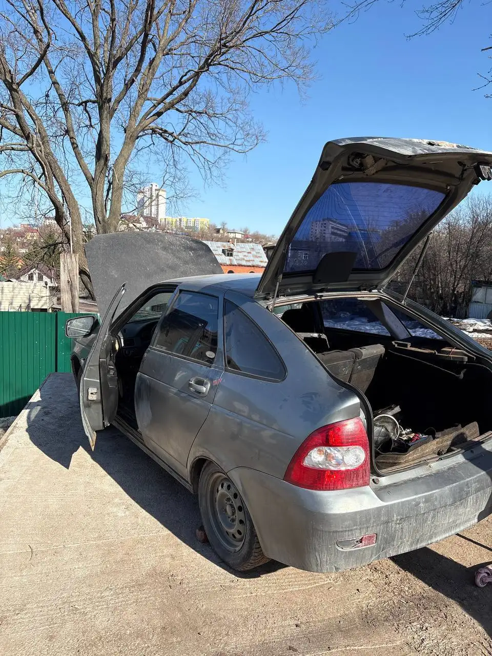 Продается автомобиль Лада Приора 2010 года выпуска - Легковые автомобили (Авто) в Неизвестно
