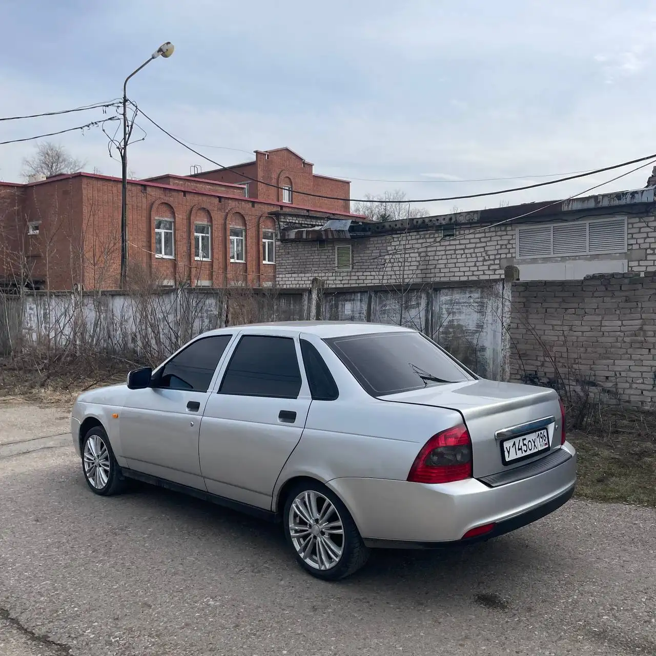 Продается Лада Приора 2011 года - Легковые автомобили (Авто) в Неизвестно