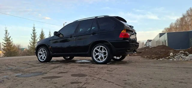 Продажа автомобиля X5 2001 года - Легковые автомобили в Неизвестно