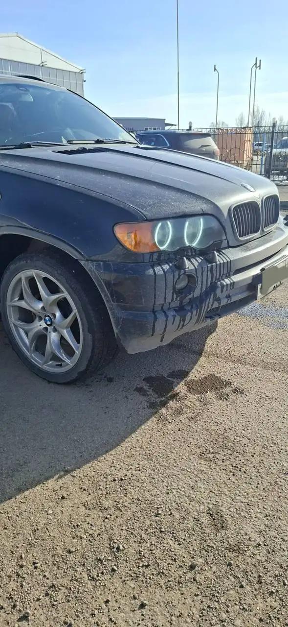 Продажа автомобиля X5 2001 года - Легковые автомобили (Авто) в Неизвестно