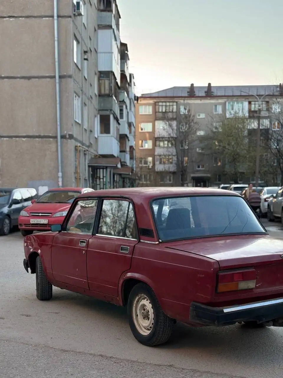 Машина на полном ходу в отличном состоянии - Авто в Неизвестно