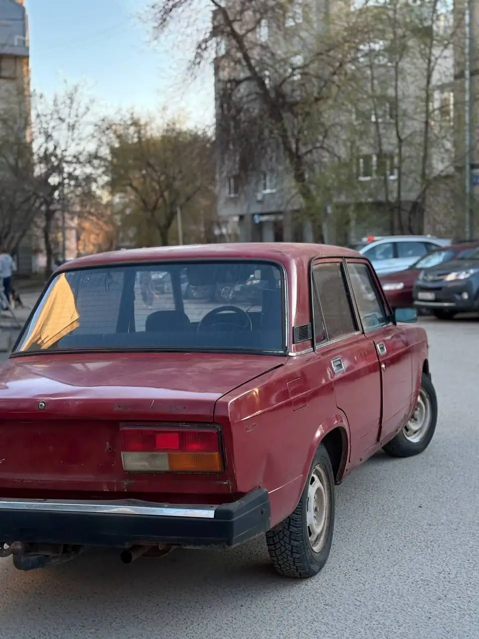 Машина на полном ходу в отличном состоянии - Авто в Неизвестно