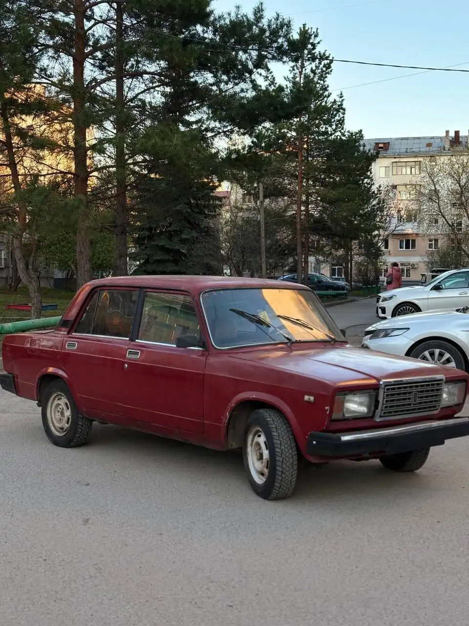 Машина на полном ходу в отличном состоянии - Авто в Неизвестно